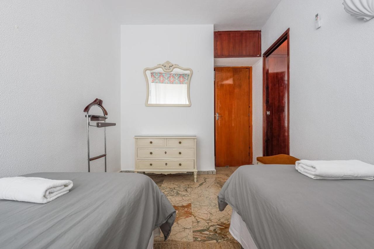 Puerta De Carmona Apartament